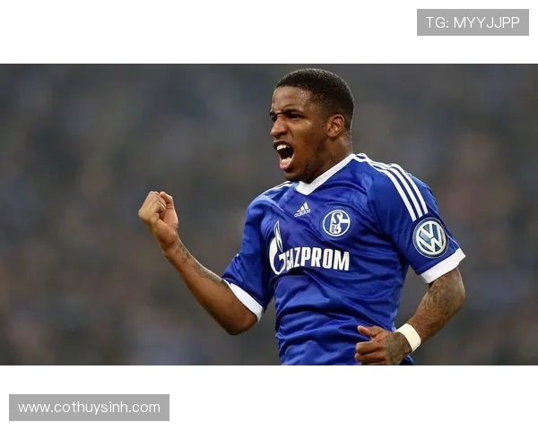 德甲球员合同变动情况及最新续约动态